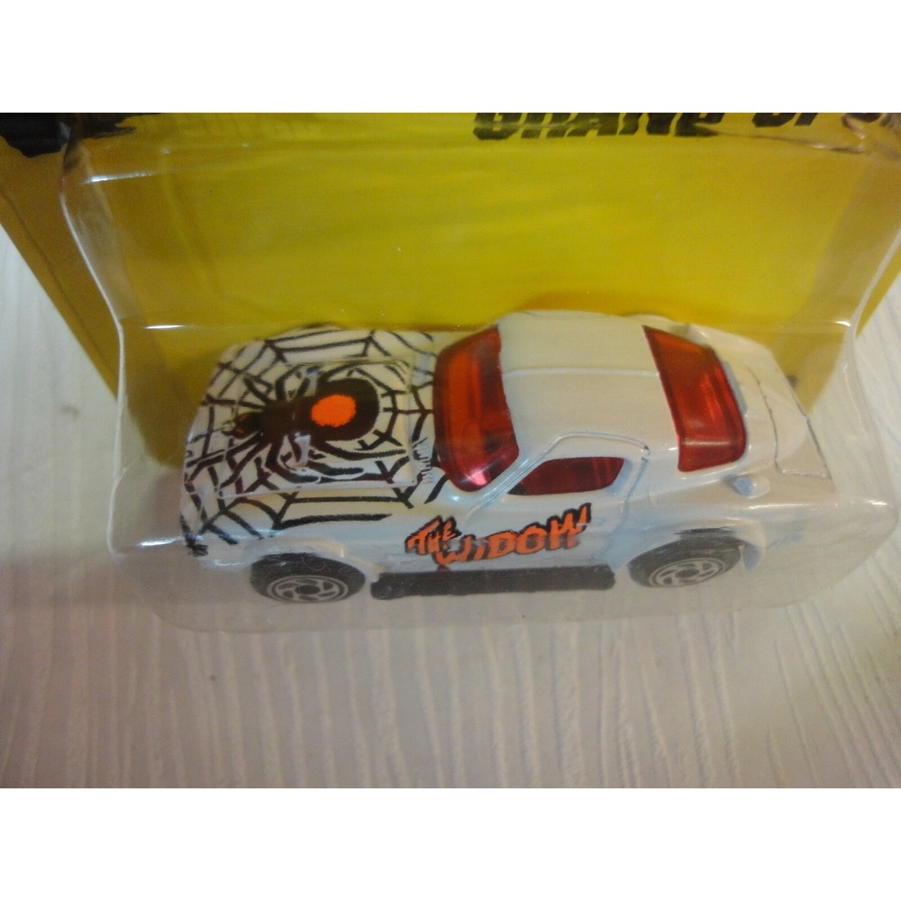 Matchbox #2‎ Corvette Grand Sprt THE WIDOW spider & web graphics 1994 NEW